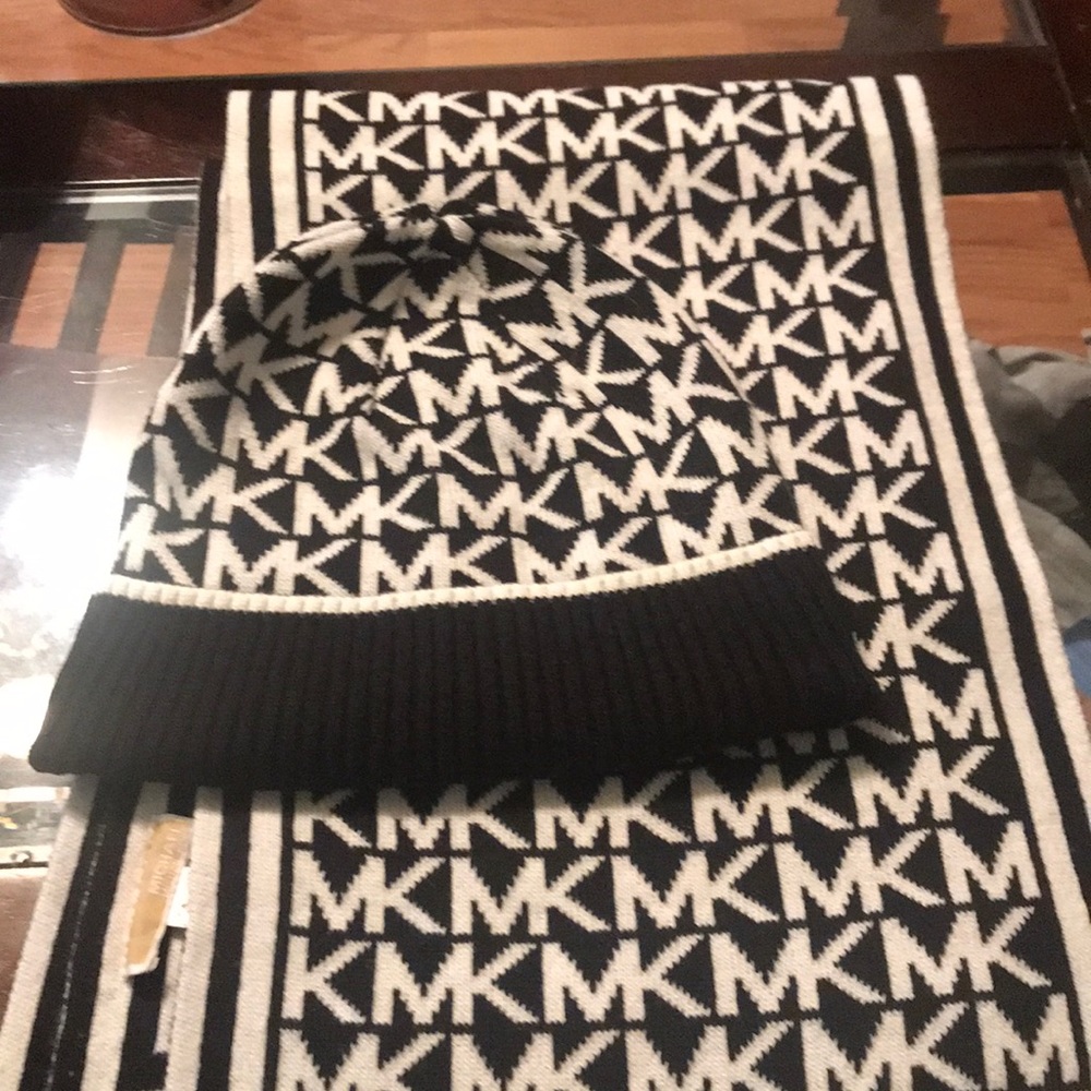 Michael Kors Scarfs and hat